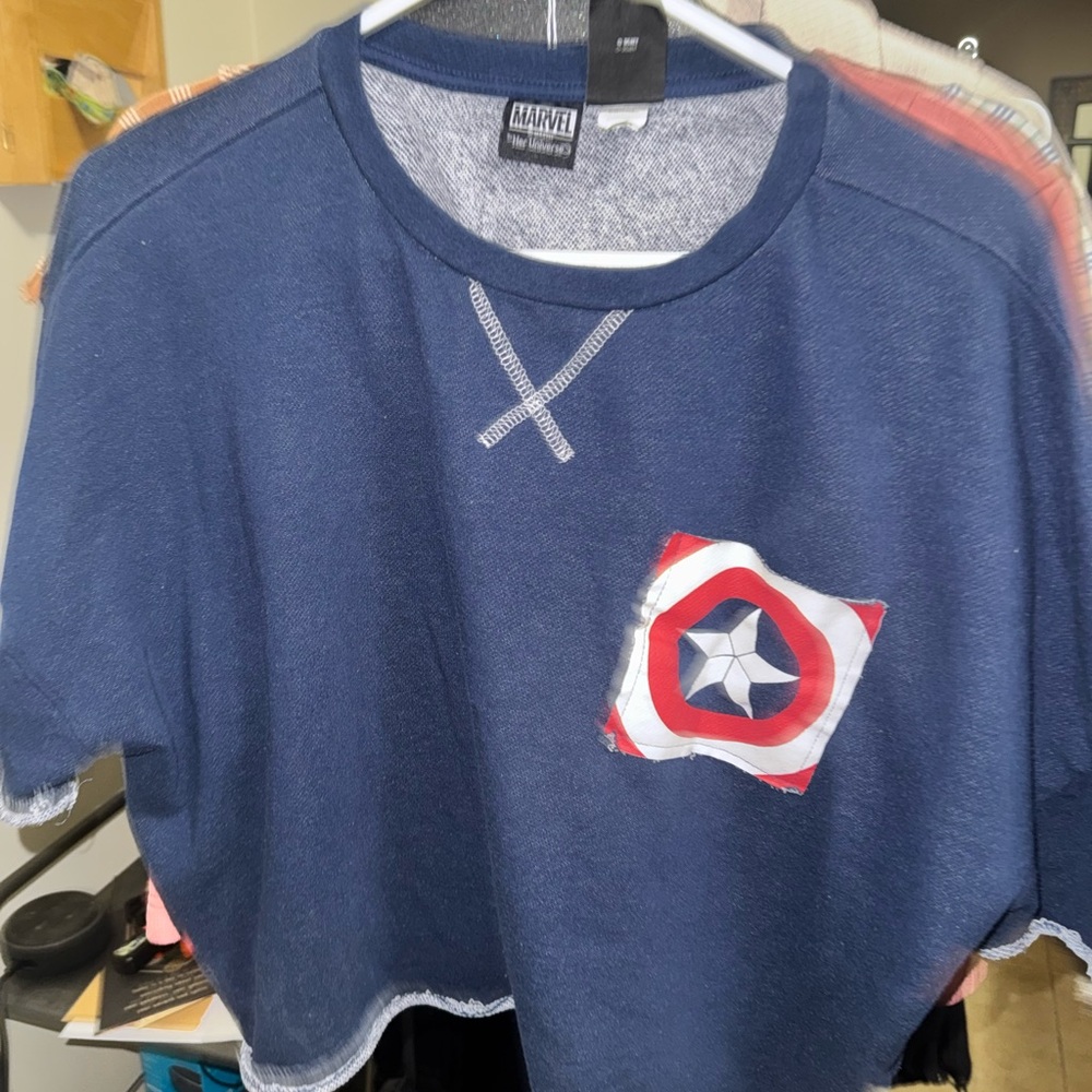 Her Universe Marvel Navy Blue Captain America Crop Short Sleeve Sweatshirt